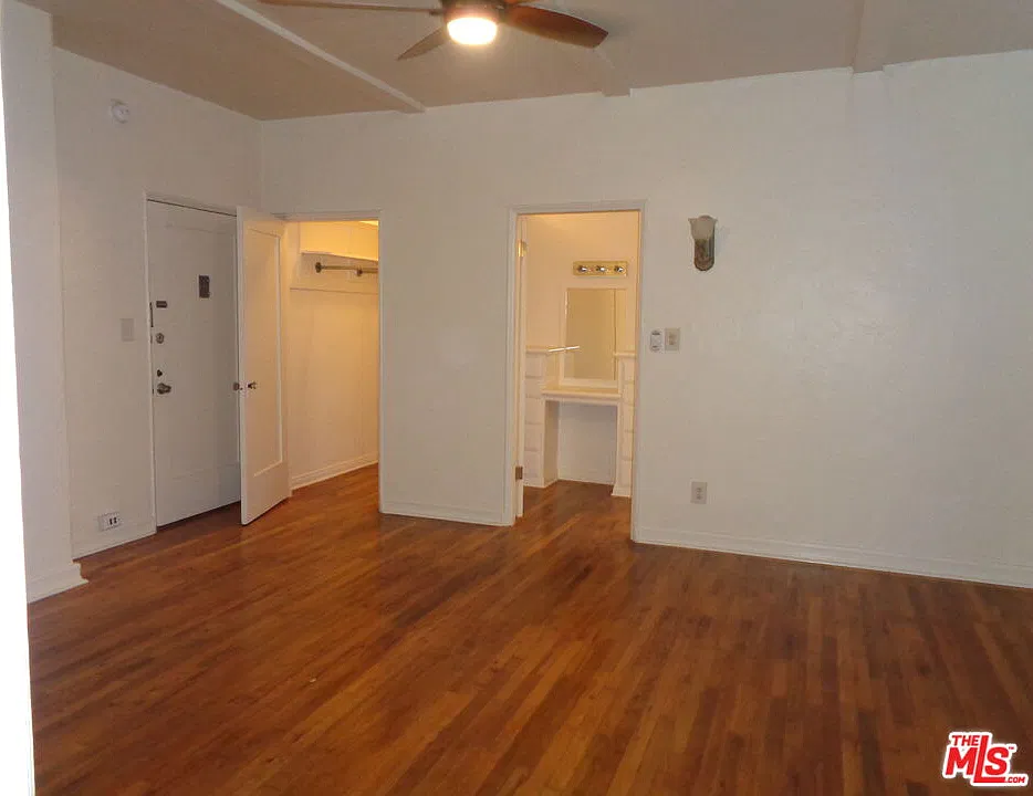 Studio, 1.0 bath, 595 sqft, $1,825 — Photo 2