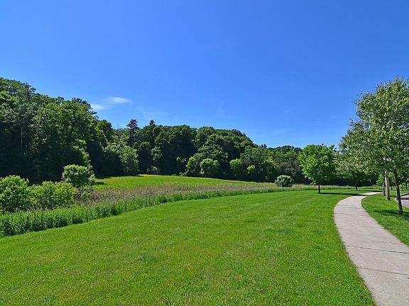 4th image of 243 Hildred Drive