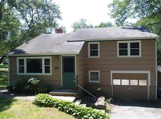107 Lambtown Rd, Groton, CT 06355