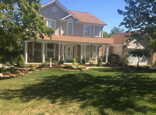 16 New Haven Ct, Weldon Spring, MO 63304