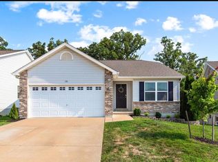 130 Ivy Brook Dr, Wentzville, MO 63385