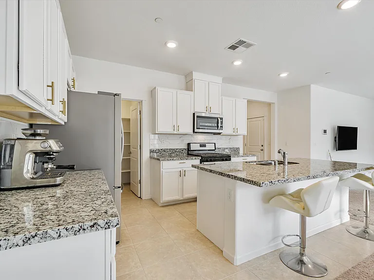 5319 Hames Valley Ln — Photo 10