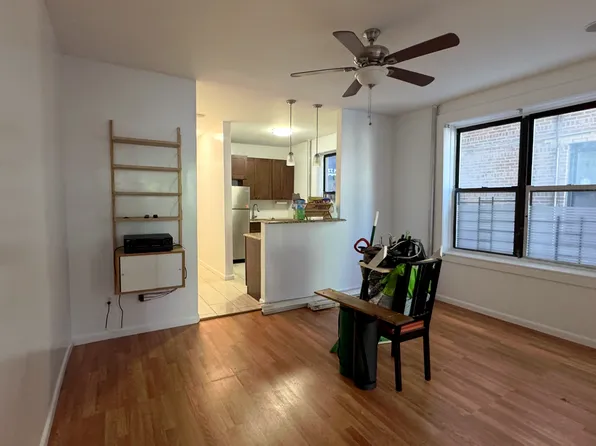 952 Saint Mark's Avenue image 1 of 7