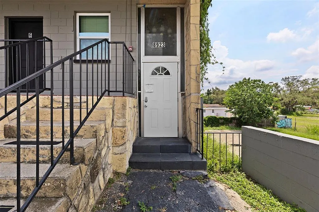 1 bed, 1.0 bath, 500 sqft, $1,045 — Photo 1