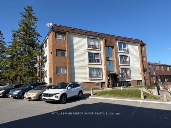 51 Sumac St #8, Ottawa, ON K1J 7T7