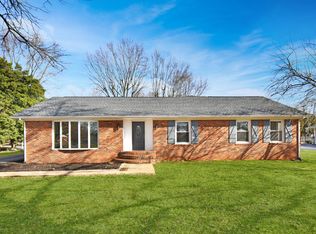 2722 Smallhouse Rd, Bowling Green, KY 42104