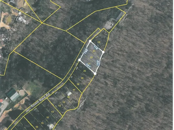 1 Raven Rock Rd, Pikeville, TN 37367