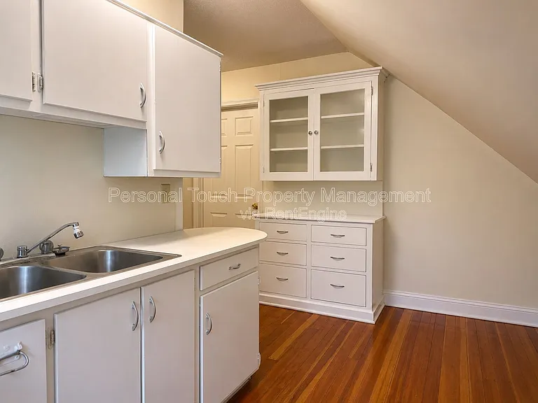 411 4th Ave S #3 — Photo 35