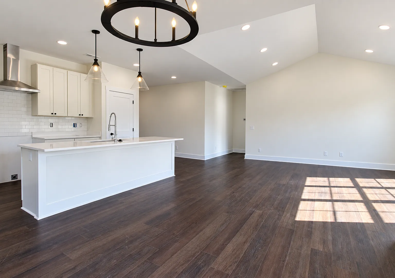 New Construction 3-Bedroom Home with High Ceilings, Covered Patio & Garage — Photo 4