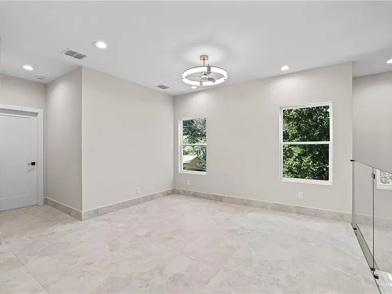 509 Ithaca Ave — Photo 19