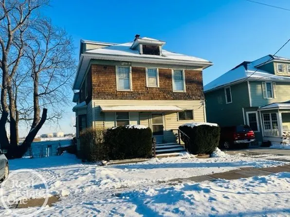 3814 Military St, Port Huron, MI 48060