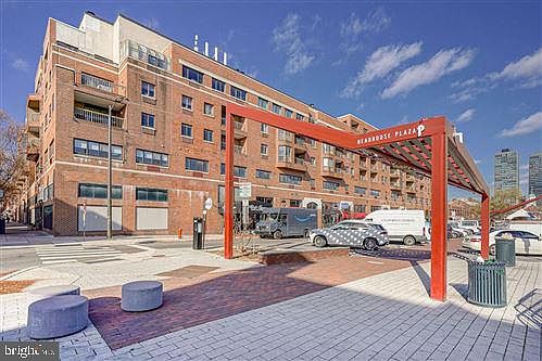 1st image of 200-10 Lombard St #615