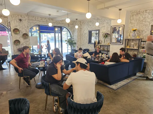 20 Beekman Place image 12 of 14