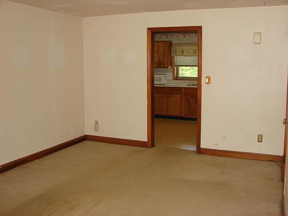 2nd image of 5101 Venable Ave