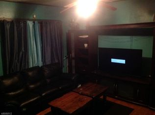 449 S Clinton St, East Orange, NJ 07018
