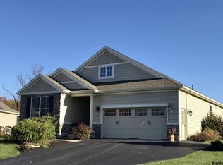 1 Boulder Pl, Watervliet, NY 12189
