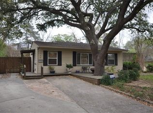 926 Gardenia Dr, Houston, TX 77018