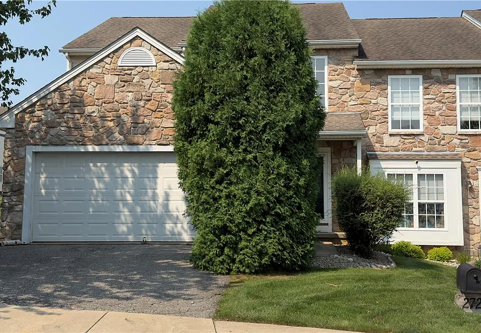 2720 Bachman Dr
