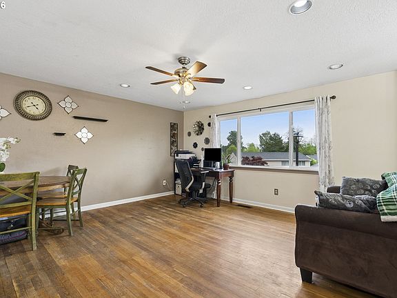 3rd image of 13945 SE 113th Ct