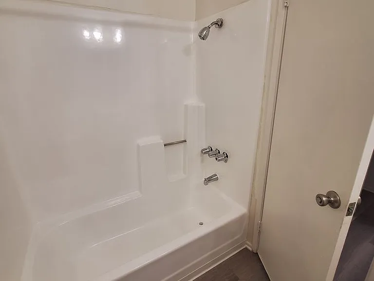 489 S Chatham Cir — Photo 12