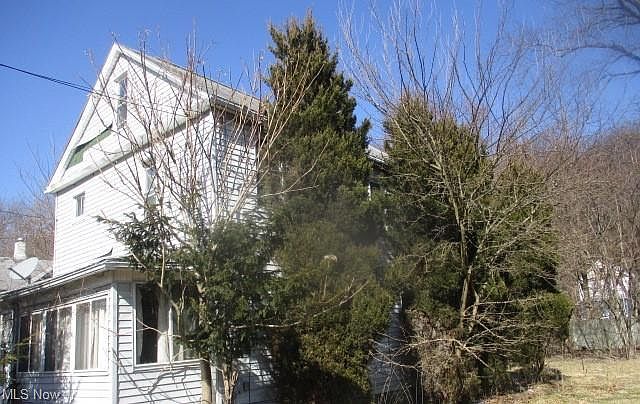 1st image of 87 W Glenwood Ave