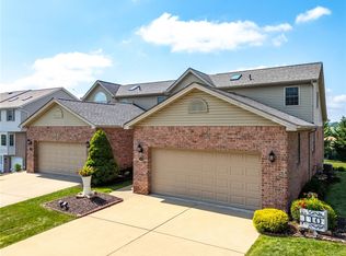 110 E Country Barn Rd, Houston, PA 15342