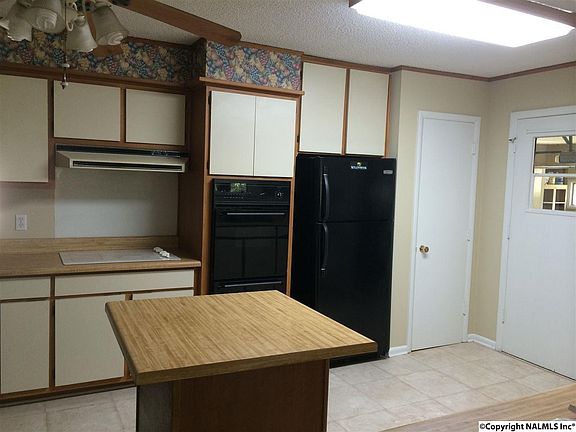 4th image of 10006 Louis Dr SE