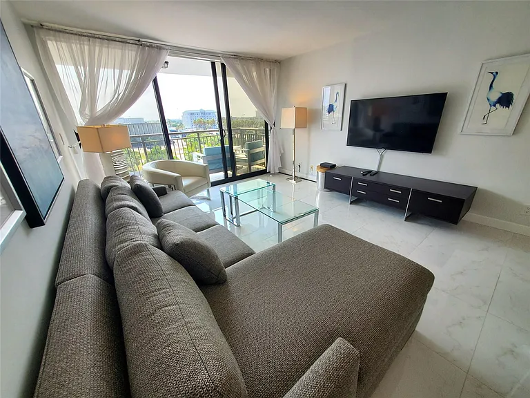 3031 N Ocean Blvd #708 — Photo 9