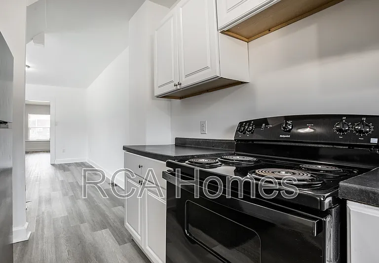 2960 N Park Ave — Photo 7