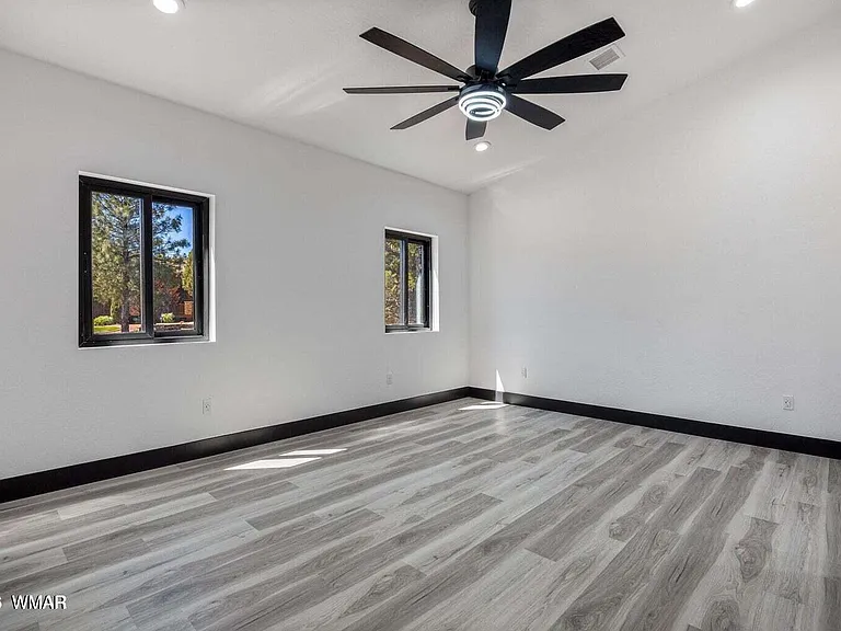 2755 W Villa Loop — Photo 8