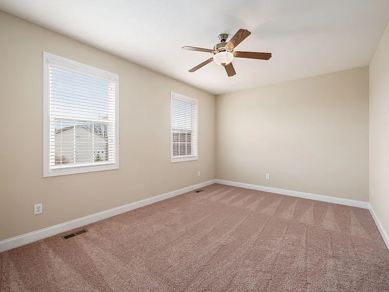 1104 Balmoral Dr #1 — Photo 53