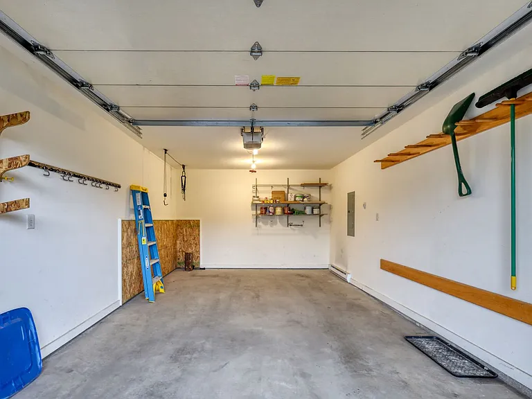 313 Firelight Dr — Photo 15