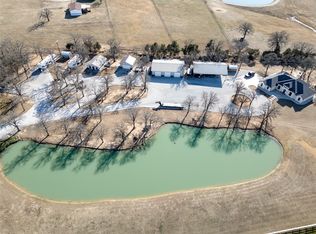 11776 E Us Highway 82, Whitesboro, TX 76273