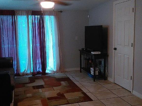 2nd image of 5240 47th Ave N