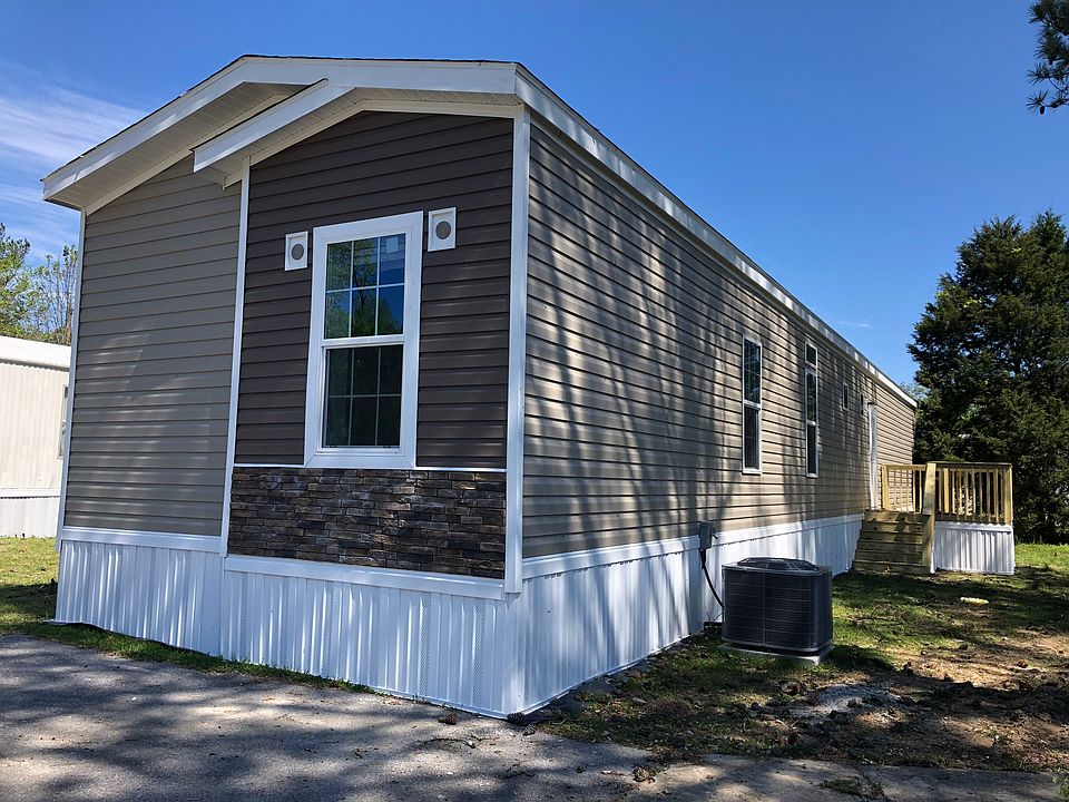 1st image of 4446 Palomino Dr