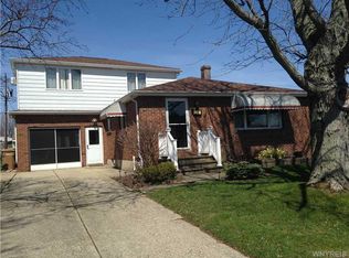 26 Bory Dr, Depew, NY 14043
