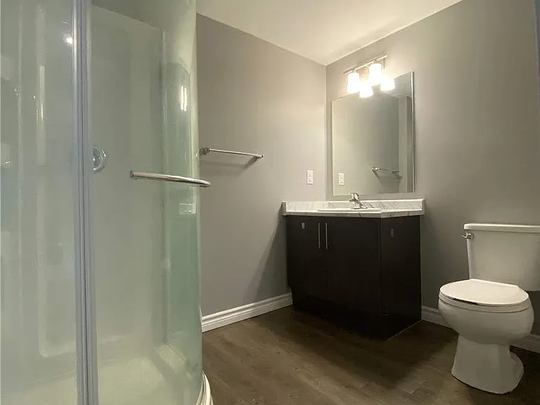 7 Kay Cres #606 — Photo 14