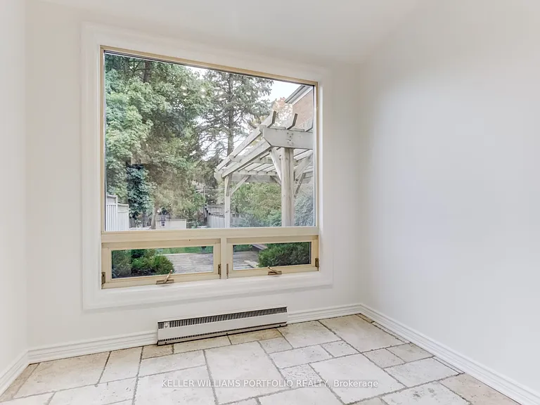 213 Erskine Ave — Photo 11
