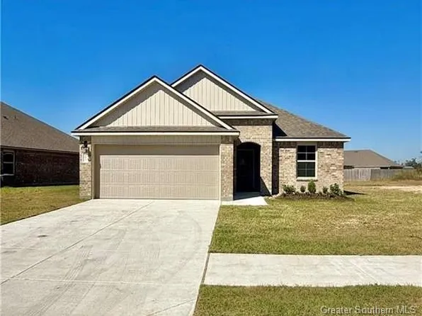 801 Gold Finch Way, Lake Charles, LA 70611