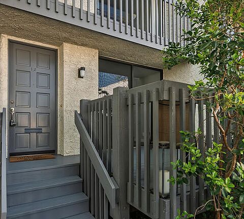 2nd image of 29239 Heathercliff Rd APT 12