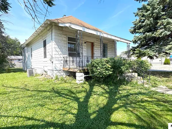 1102 S Federal Ave, Mason City, IA 50401