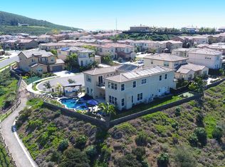 7051 Sitio Caliente, Carlsbad, CA 92009