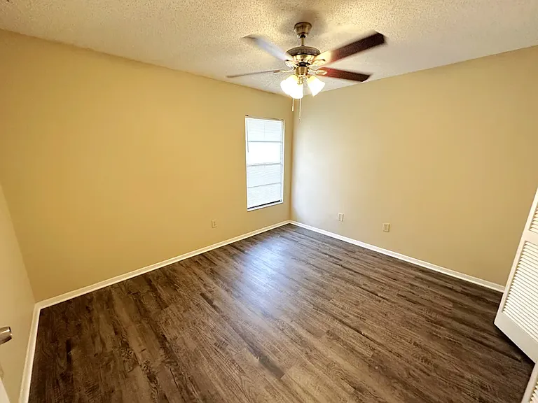 1341 Shell Flower Dr — Photo 6
