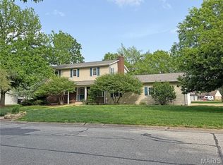 1034 Raymond Dr, Red Bud, IL 62278