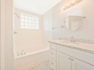 5554 Regal Oak Cir, Orlando, FL 32810