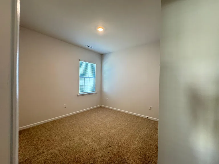 198 Moore Creek Dr — Photo 3