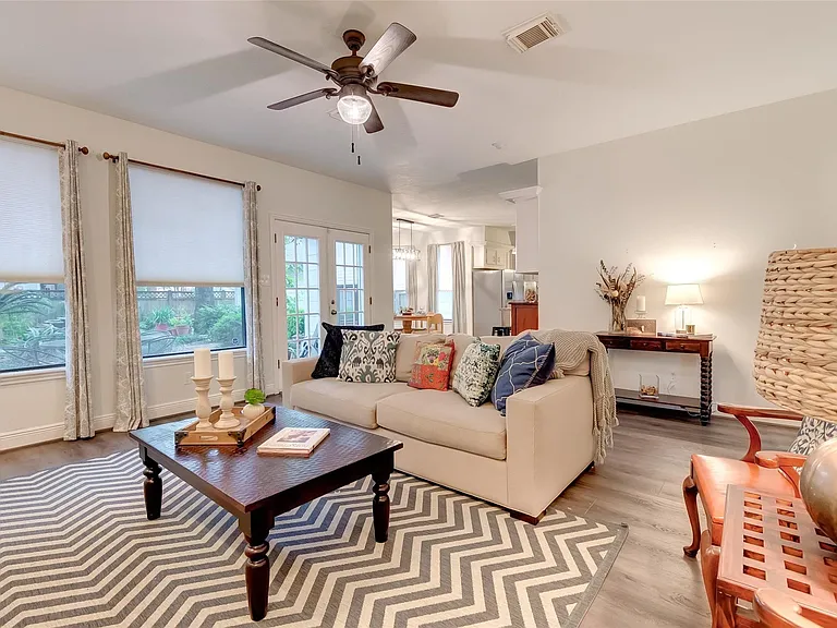 13011 Finch Brook Dr — Photo 31