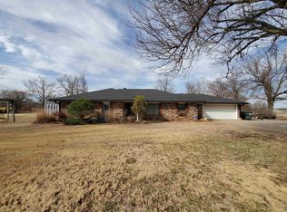 3115 Scissortail Dr, Duncan, OK 73533
