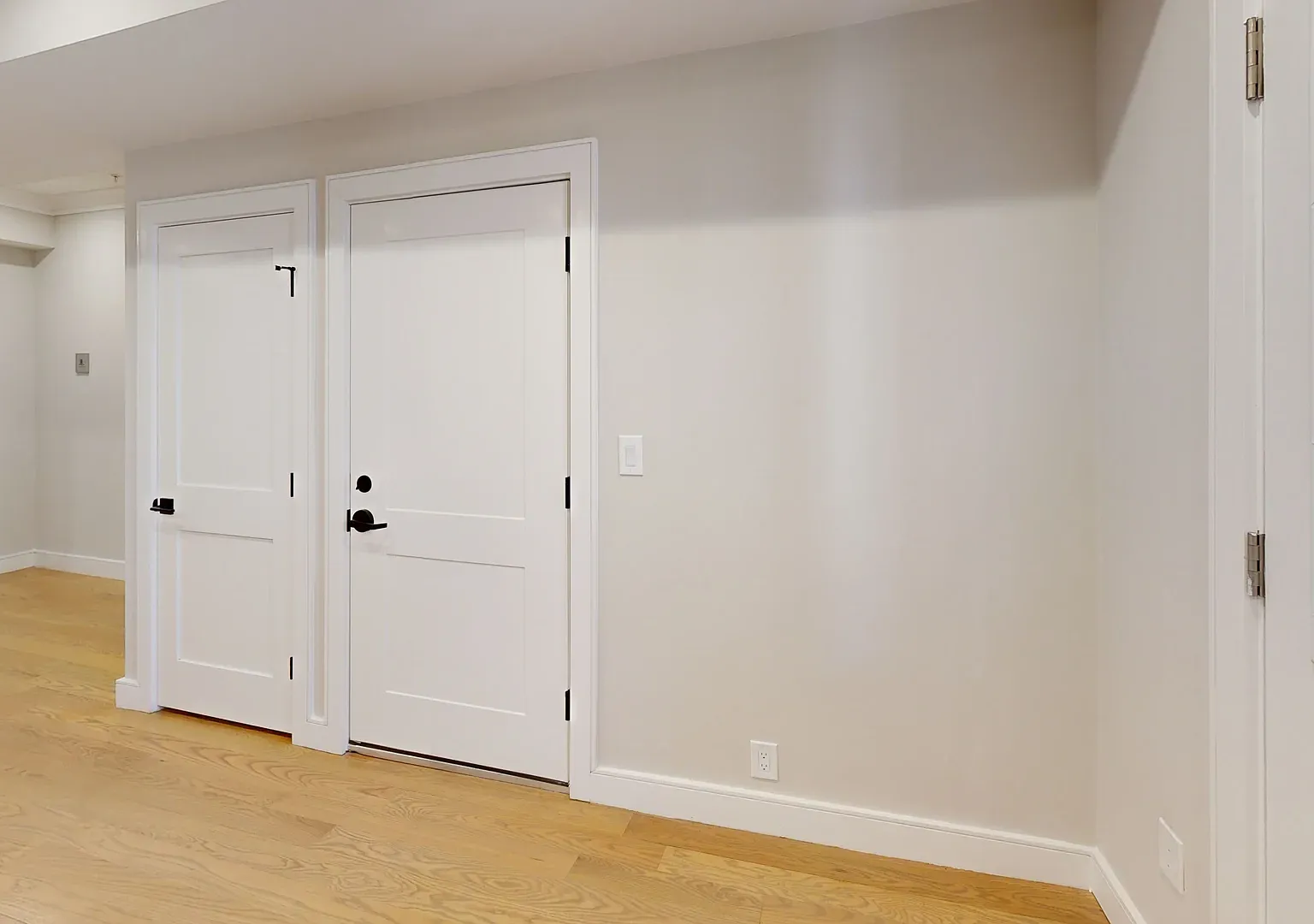 3 bed, 1000 sqft, $4,950 — Photo 4