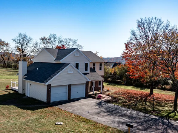 4 Hedge Row, Bloomsburg, PA 17815